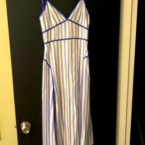Tie strap sundress slit slip in the side.